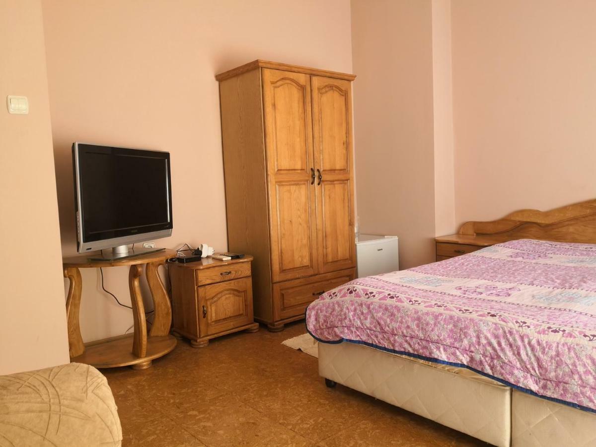 Hotel Atlantic Sliven Eksteriør billede