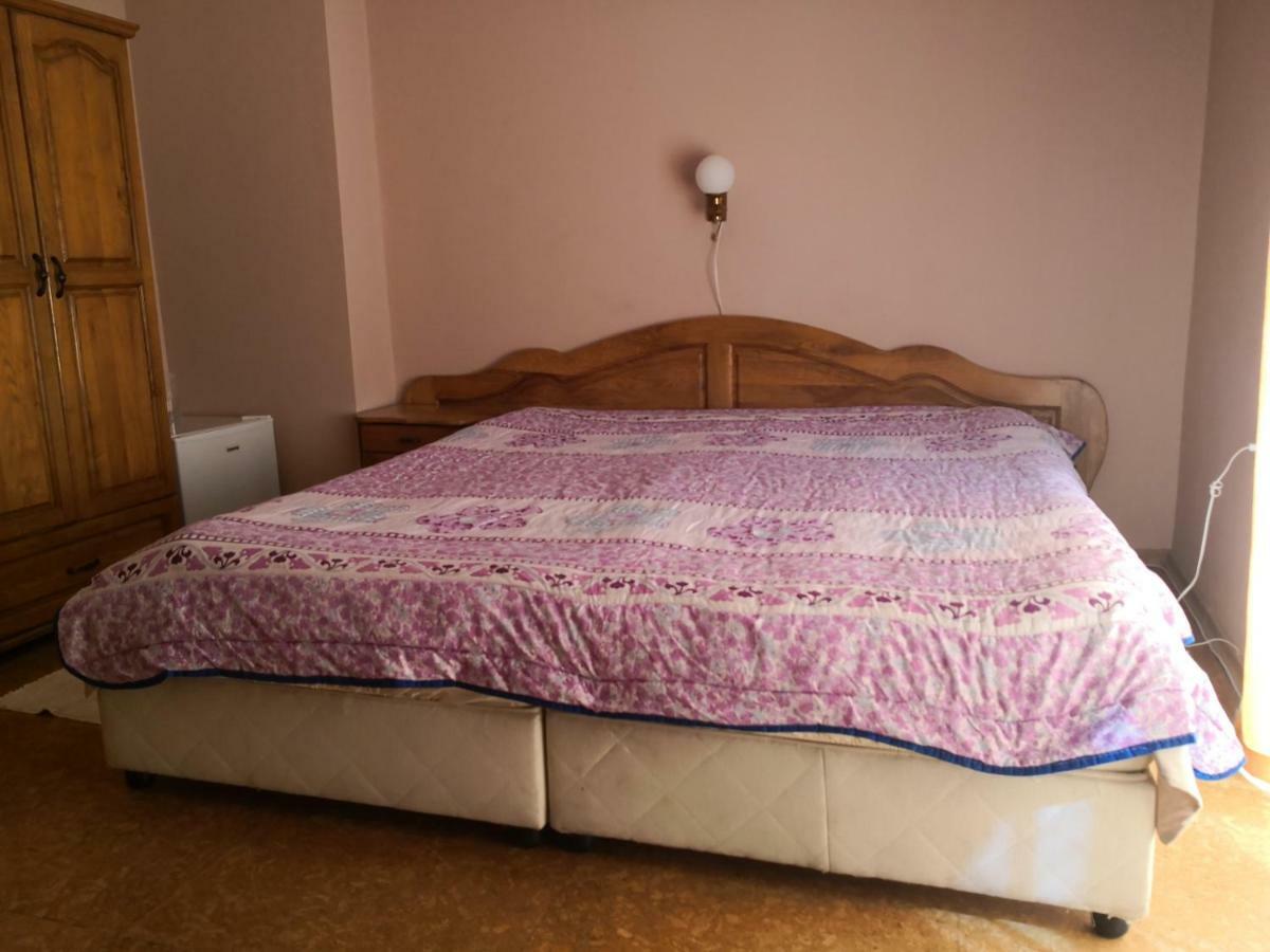 Hotel Atlantic Sliven Eksteriør billede